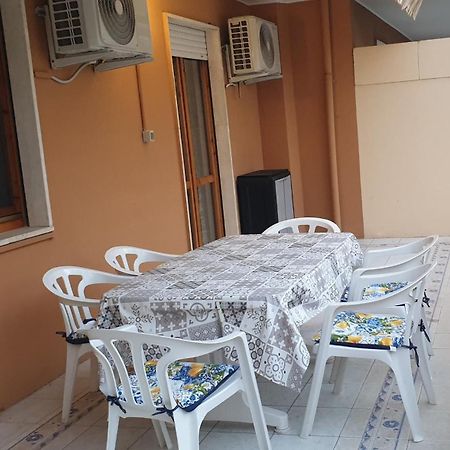 Coral Breeze Apartment Алгеро Екстериор снимка