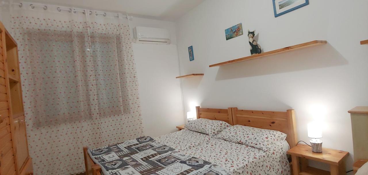 Coral Breeze Apartment Алгеро Екстериор снимка